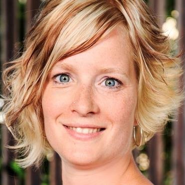 Muchacha_JF's profile picture. Ilona Oostenveld is een gespecialiseerd bloemstylist, origineel sieraden-ontwerpster en afgestudeerd Meesterbinder.