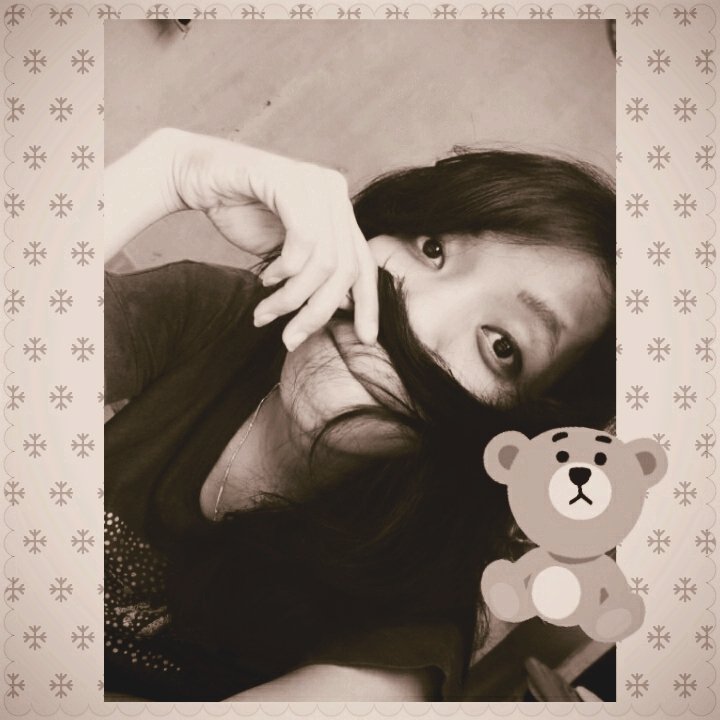 Kalo udh sayang sm seseorang,mau disakitin,dikecewain brapa kalipun, rasa sayang itu pasti akn TETAP ADA. cinta ini cuma ada kamu & aku, jgn smpai da org lain♥