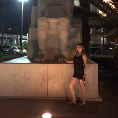 Iluvmack's profile picture. love all things horror 🔪⚰️💀☠️ and Star Wars.      instagram: @dawnquiroz