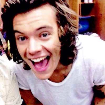 Follow @rebelliouszjm and dm me for 4 more free follows :)