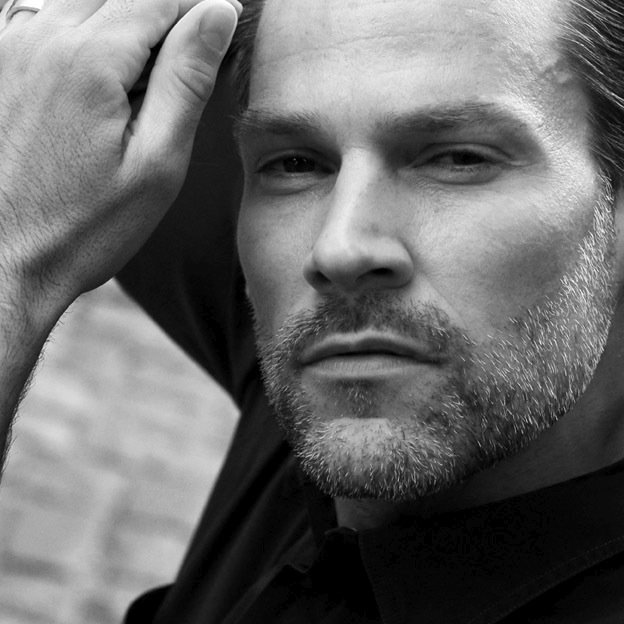 creator/model/actor/photographer