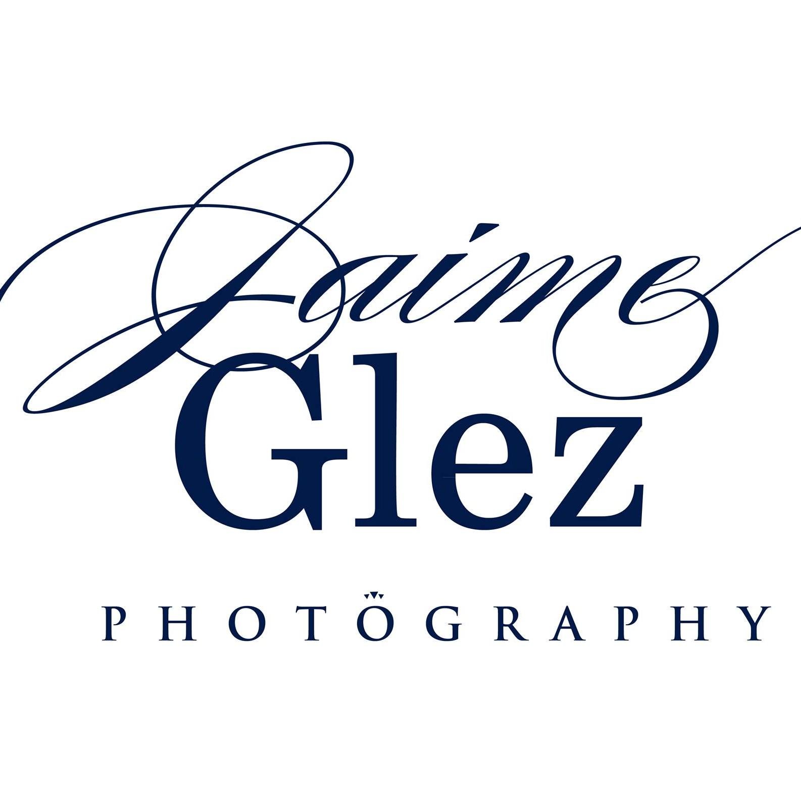 Wedding photography in Mexico specialized in #DestinationWeddings in Cancun, Riviera Maya, Cozumel, Playa del Carmen, Merida, Yucatan.