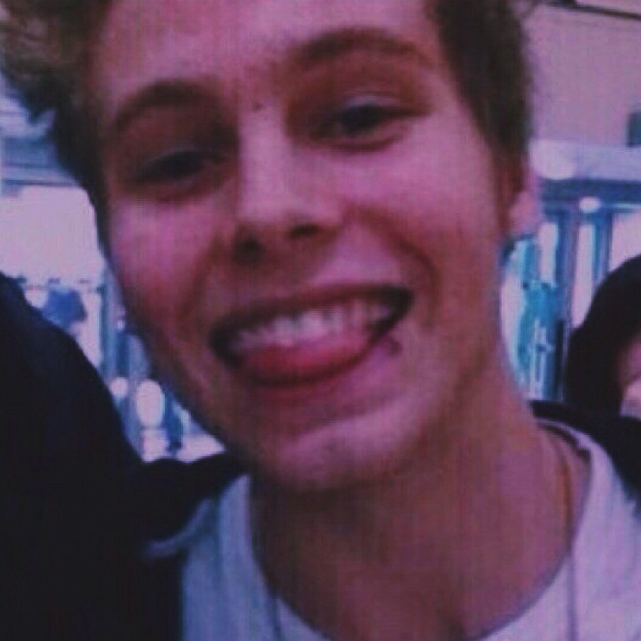 luke will follow you. feel free to ask for a dm to him on my personal @punkchar !