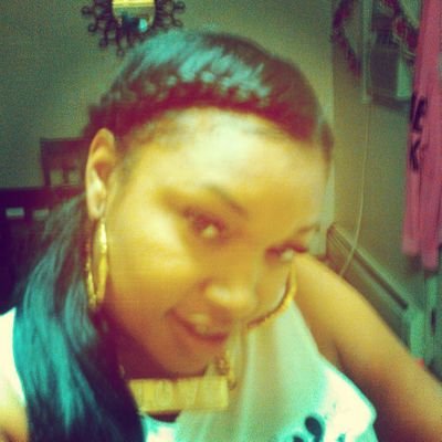 I'm a mother before anything. Loving my life to the fullest .Mood always thankful