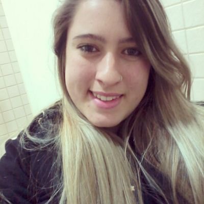 19  Anos,  Corinthiana, Cursando Pedagogia,  Mãe do Henrique ♡ e Namorada do @kaiquedalapola ♡