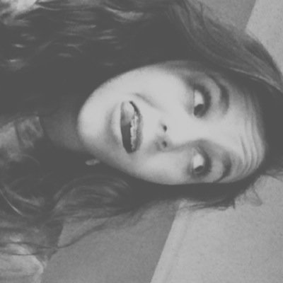 Ellie_Hopezz's profile picture. Cats are life.