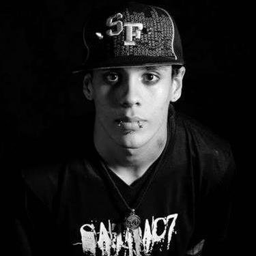 Sou baterista da Banda Satrac'7 (@Satrac7Official) estou aqui buscando novas amizades e divulgação para meu trampo!