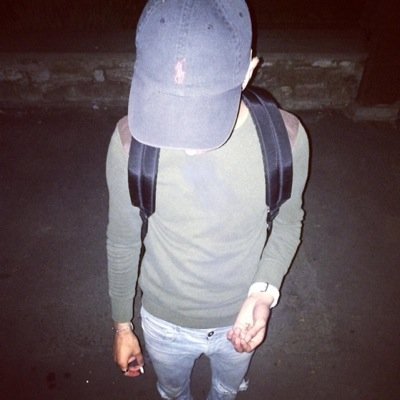 Oe jfai du sale sur twitter si t un mec cho viens msoulev a 6h du zbar a paris 16