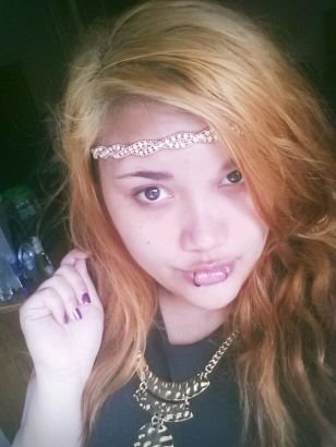 kirimi74's profile picture. Im a normal girl,with normal problems ... Also the kind of woman you dont find anymore ...Im prepared for the Zombie apocalypse so wait for my bullet ...