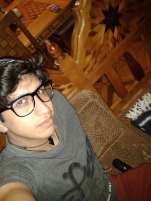 H0l@ 
soy buena onda 
y me gusta salir con mis amigos