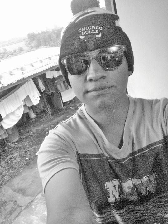 Fans Of @Fanny_Lu, @Joeymontanat  @arianagrande and @bridgitmendler!! Tiempos favoritos ,ver tele,cantar ,bailar ,escuchar music ,etc Compartir fraces ~;)~