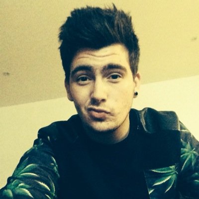 Mtx_Pi3rre's profile picture. Foot, Gameur,ect....