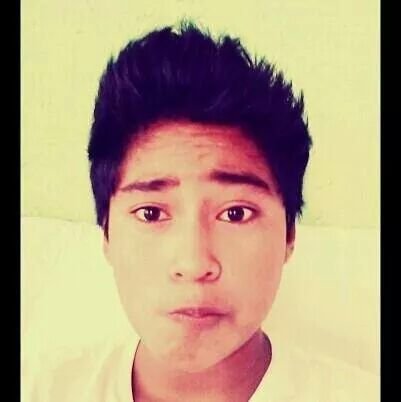 CoderboyDaniel's profile picture. Ganarse la confianza de alguien implica saber como hacer a esa persona sonreir & no dejar que derrame ni una sola gota de tristreza:') *Sentimental:')*