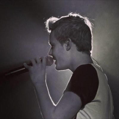 Dutch Singer | MainStreet | New Skool Records | mainstreetmusic.nl | Instagram: daanzwierink0547