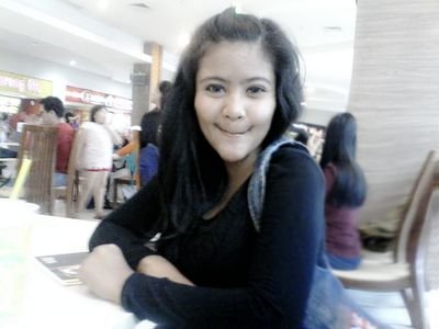 Liatnya biasa aja dong ah ._.