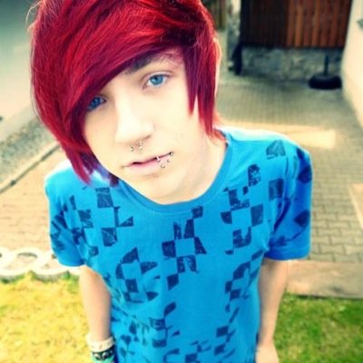 bored af //samantha here im scene and kinds shy talk to me sometime