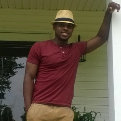 5'10 190lbs Don't drink nor smoke. I dont have tattoos and 0 kids
College student at Austin Peay
Gentleman to the fullest 
#TeamFitness #TeamNike #TeamGentleman