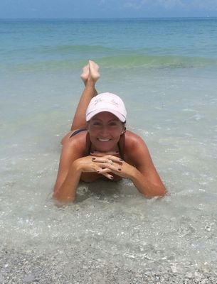 CrystalHarvey74's profile picture. 