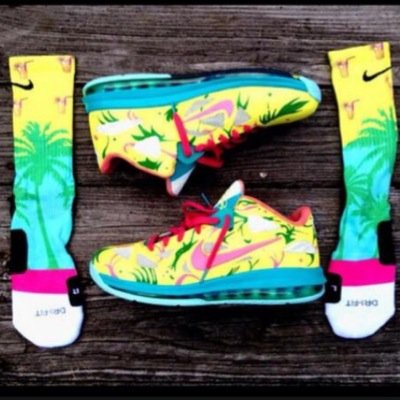 sportsmagazine1's profile picture. Your Realiable Sports Magazine Issue is here on Twitter! Follow now to get the best choice of Kicks i will GIVE AWAY for those who Retweet & Follow