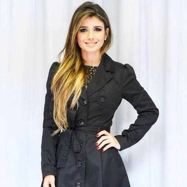 paula fernandes te amo muito  estou louca por você  e tambem estou completalmente apaixonada por você  linda  saudades beijos ♥♥