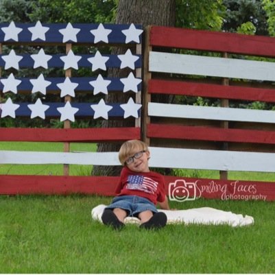 I'm Melissa, Love God, taking Photos, my son & hubby & my Friends & Family!