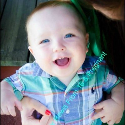 DJRewis's profile picture. 