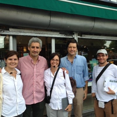 Grupo de arquitectos que realizamos recorridos arquitectónicos a pie por el Municipio Chacao, preocupados por la sensibilización del patrimonio urbano.