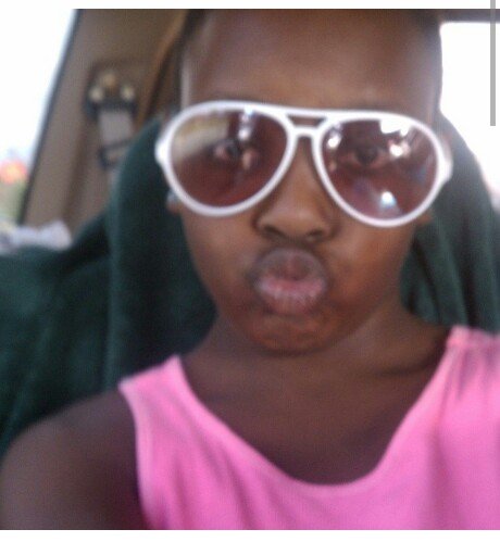 luv god. stay fly. luv life. luv dancing singing joking and got a temper :|