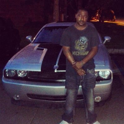 God Fearin.Young.self http://t.co/srjxy9Nk4R.Father.Brotherkeeper.Producer.Provider just a real man focused on success and mines #KeepMicahAlive #KeepBAlive