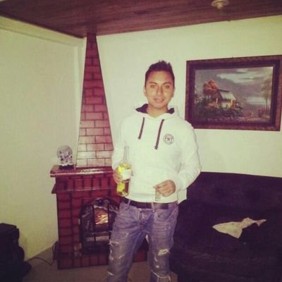 saenzago's profile picture. 