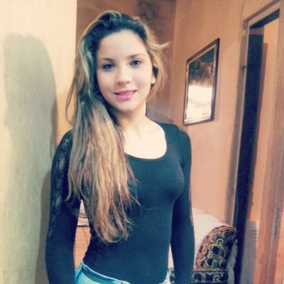 ~ Agarotiinha imperfeita,aqeela qeê chora de dor,
aqeela qeê ja sofreu poor amor,
aqeela qe sabe se arrepender ?~ aqela qeêgriita,aqelaqeê sente saudades,