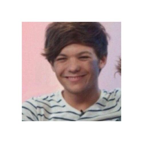 louis is an angel in human form who loves to be filled with harrys come
