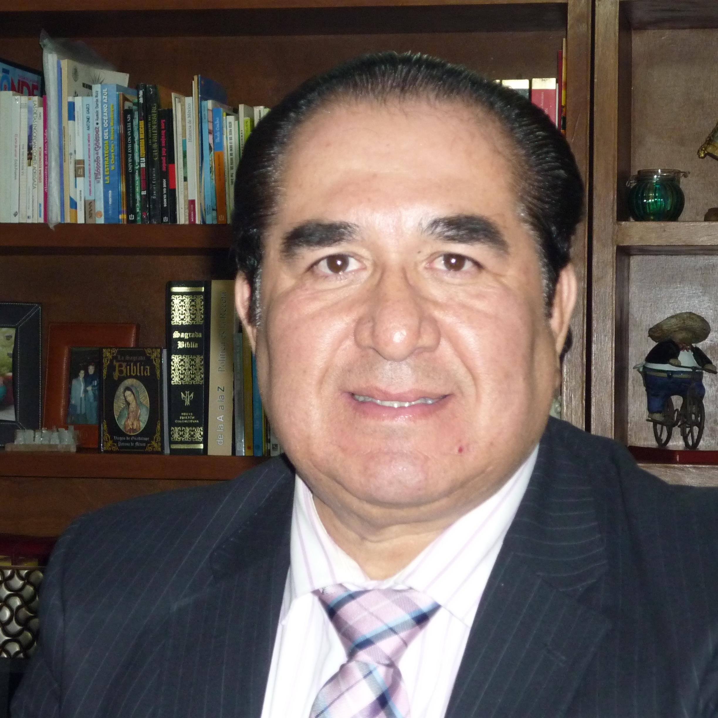 Director de Proyectos y Construcción en el Instituto Jalisciense de la Vivienda del Estado. Desarrollador Inmobiliario Urbano y Turístico.