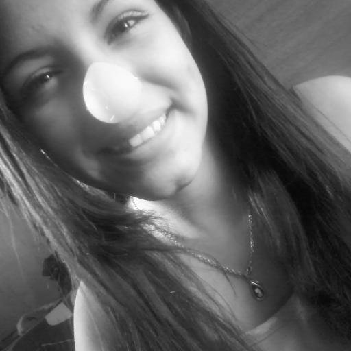 SepulvedaIvii's profile picture. Si tu vida se pone gris 
Llenala de colores con una sonrisa... :)