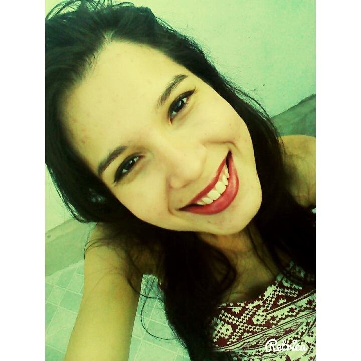 Já que não te tenho por perto, eu vou tomar um sorvete pra alegrar o meu dia. Já que você não veio na mala eu vou dormir na sala pra mudar a rotina (8 ♥