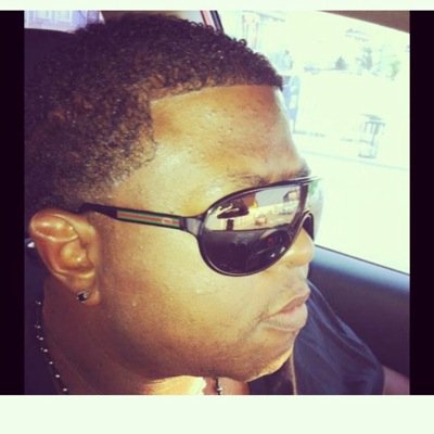 Video director , president of http://t.co/CdRQVkHXmk.  http://t.co/lkIyvAObN5