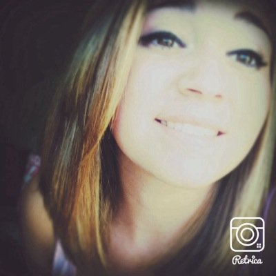 candice hurst~ katelyns my best friend follow me on Instagram-wall.flowerxd 
Vine~candice hurst 
wanna snapchat?just ask for itcx 
14 october 11!!!!!