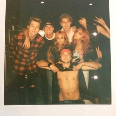 5sos are trash !