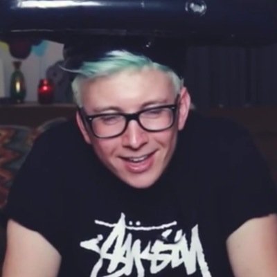 changing my personal into a fan account and its so difficult