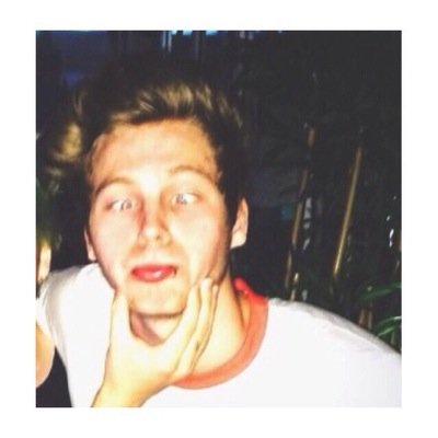 Free follow  || follow @smeIIyhemmings