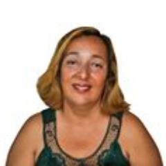 Amor...sentimento que está faltando. ADORO política, esporte e debates. Mãe, professora, militante...