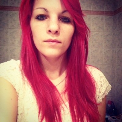 AdelineLenidi's profile picture. « Vis sans remords. Aime sans regrets. »