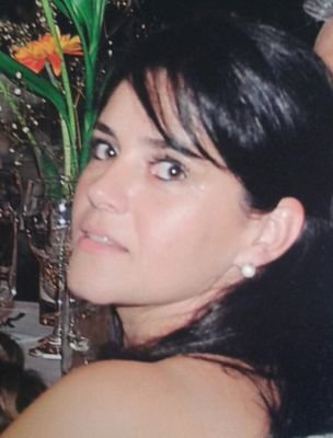 ClauFleytas's profile picture. Nutricheff...amo la buena música, el chocolate...y el Porsche!!!pero por sobre todas las cosas amo a Dios y a mis hijos!!