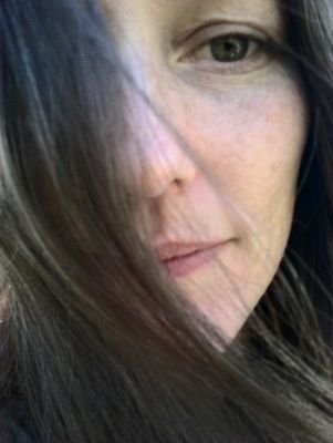Reg Nurse & Midwife, Feminism/Social Justice/LGBTQIA, SGBV&Trauma, harm reduction&addiction&psych, health&human rights, Nursologist, NOOSi Health Co-founder&COO