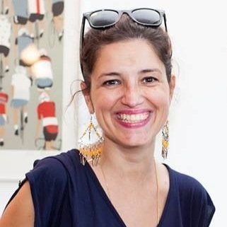 Bilingual Recruiter & CV Expert. Founder of @cvandcoffee. I love French but I'm married to a British. I dream of a life in flip flops, but I live in London.
