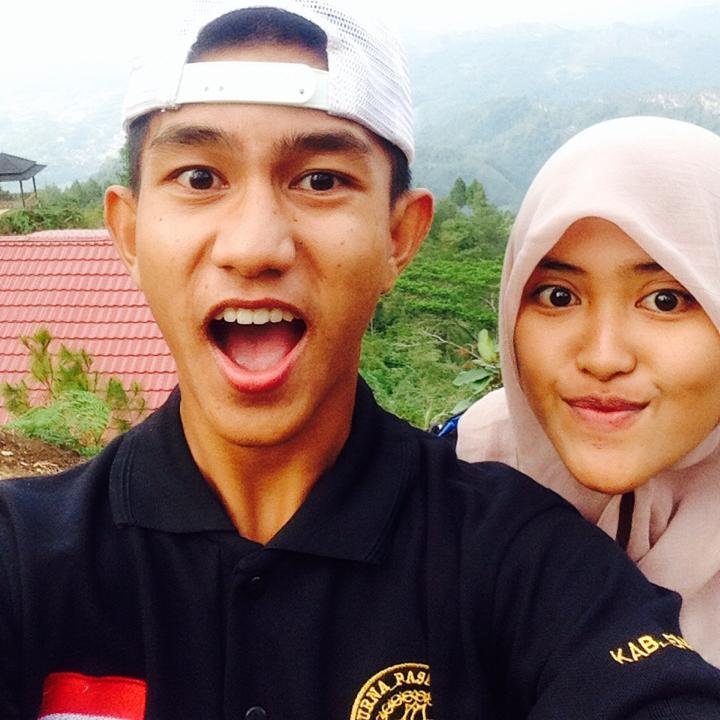 IndahSutar's profile picture. study in SMA N 1 ALLA  . muslim A Girl  . lovers music NIRVANA .