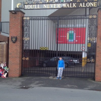 Leon40756279's profile picture. 