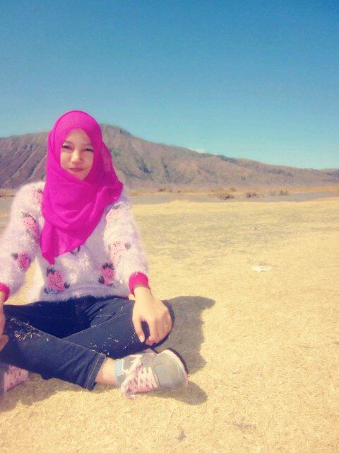 Calon istrinya @kholidkholada | tourism academy | Nirna Yunika S.st.par
