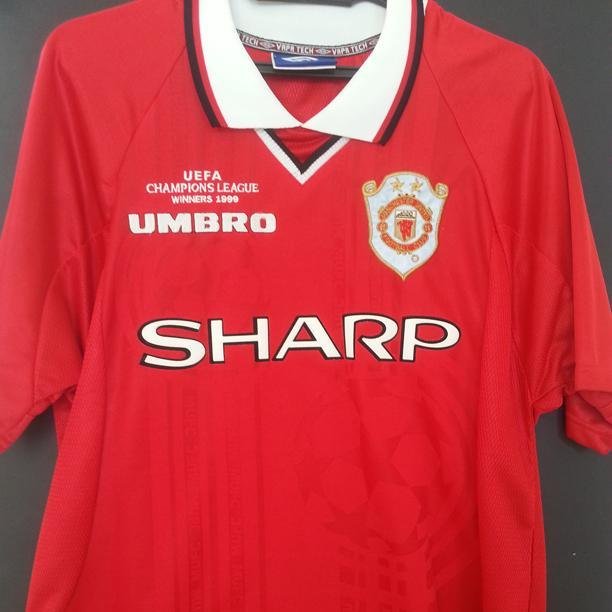 Jersey Bola Clasic. price start 110K (Reseller Welcome) info: No.Hp: 08983532952 / 0899 1275664 Pin 1 : 7548C459 Pin 2: 7D0C4649 #NoTipuTipu