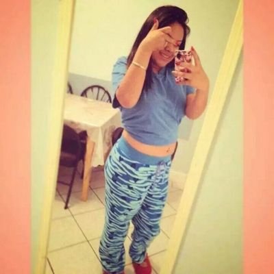 Xbox♡. | Gaming until the day I die♡. | Pitbulls♡. | Kittens♡.| Skating♡. | Music♡. | Mexican♡. | Family♡. | Dimples♡.